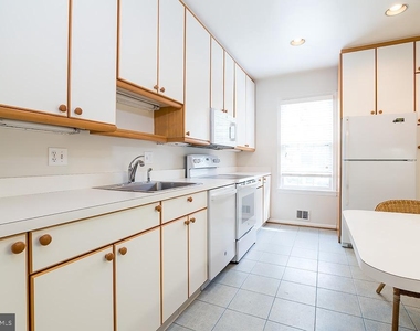 3500 Hamlet Place - Photo Thumbnail 9