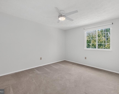 4009 Shallow Brook Lane - Photo Thumbnail 13