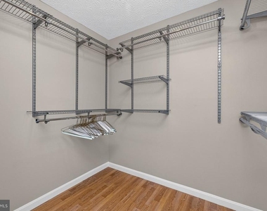4009 Shallow Brook Lane - Photo Thumbnail 19