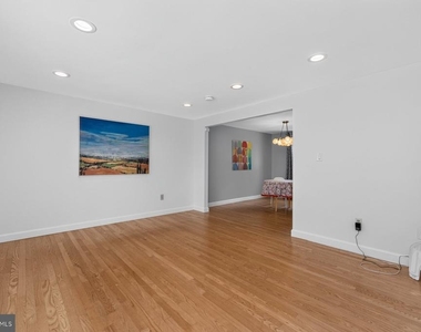 4009 Shallow Brook Lane - Photo Thumbnail 1