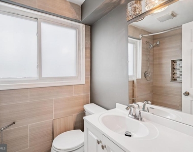 3308 Estelle Terrace - Photo Thumbnail 15