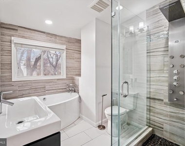 3308 Estelle Terrace - Photo Thumbnail 9