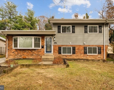 3308 Estelle Terrace - Photo Thumbnail 1