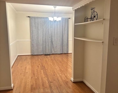 19333 Frenchton Place - Photo Thumbnail 2