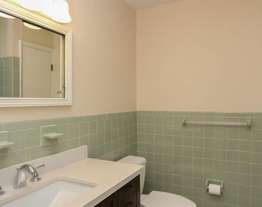 3229 Ramblewood Road - Photo Thumbnail 15