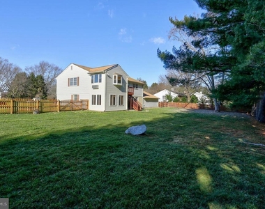 3229 Ramblewood Road - Photo Thumbnail 1