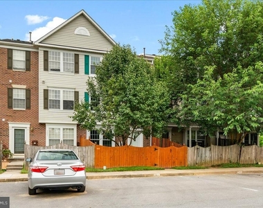 5227 Regal Court - Photo Thumbnail 24