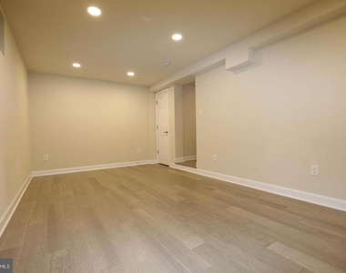 8006 Harbor Place - Photo Thumbnail 16