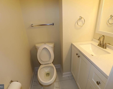 8006 Harbor Place - Photo Thumbnail 19