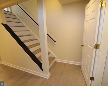 8006 Harbor Place - Photo Thumbnail 17