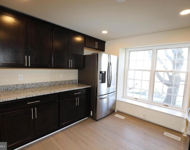 8006 Harbor Place - Photo Thumbnail 2
