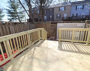 8006 Harbor Place - Photo Thumbnail 22