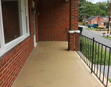 6914 Edgemont Road - Photo Thumbnail 36