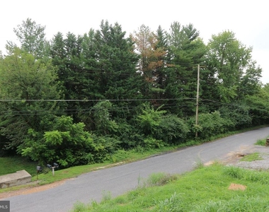 6914 Edgemont Road - Photo Thumbnail 42