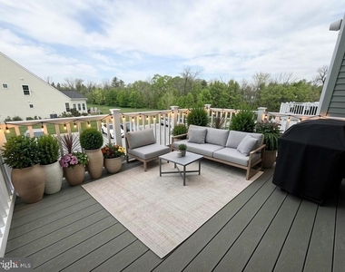 6704 Ballenger Run Boulevard - Photo Thumbnail 6