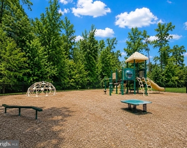 11959 Winged Foot Court - Photo Thumbnail 40