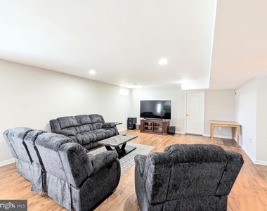 11959 Winged Foot Court - Photo Thumbnail 38