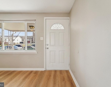 7926 Bank Street - Photo Thumbnail 3