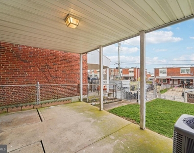 7926 Bank Street - Photo Thumbnail 18