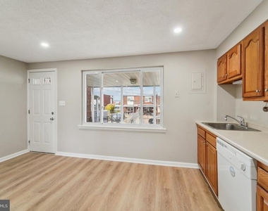 7926 Bank Street - Photo Thumbnail 10