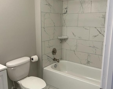 100 W Lexington Street - Photo Thumbnail 19