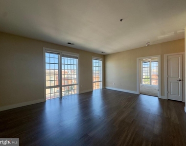 1201 S Charles Street - Photo Thumbnail 9