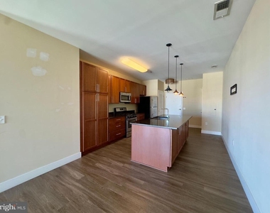 1201 S Charles Street - Photo Thumbnail 14