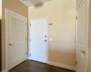 1201 S Charles Street - Photo Thumbnail 12