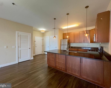 1201 S Charles Street - Photo Thumbnail 3