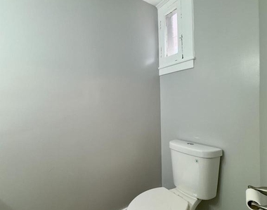 817 Park Avenue - Photo Thumbnail 5