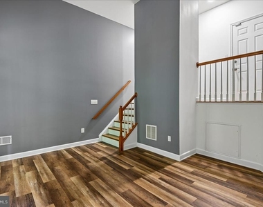 441 Penwood Drive - Photo Thumbnail 33