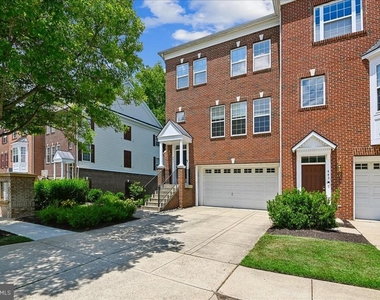 441 Penwood Drive - Photo Thumbnail 1