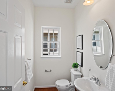 1713 Allerford Drive - Photo Thumbnail 22