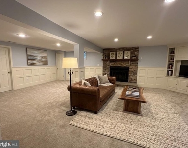 1898 Pleasant Plains Road - Photo Thumbnail 19