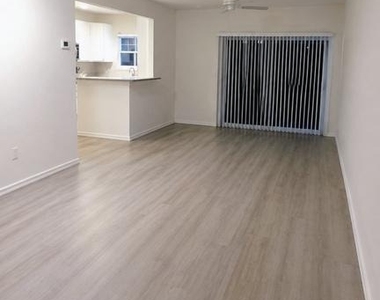 34673 Villa Circle - Photo Thumbnail 6
