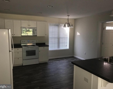 4433 Seashore Highway - Photo Thumbnail 8