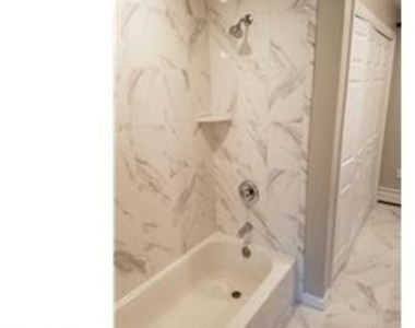 804 W 13th Street - Photo Thumbnail 8
