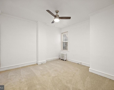 1715 W 8th Street - Photo Thumbnail 8
