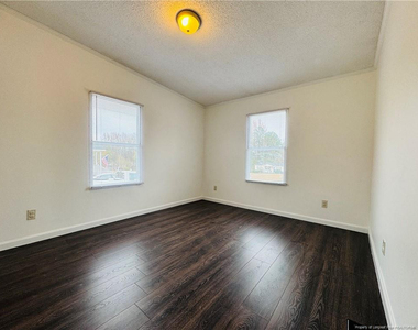 61 Lexington Lane - Photo Thumbnail 11