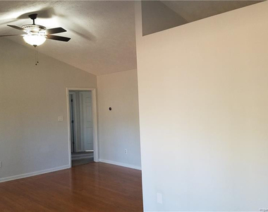 104 Bayou Court - Photo Thumbnail 30