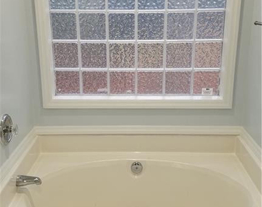 104 Bayou Court - Photo Thumbnail 14
