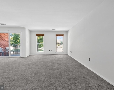 1001 White Oak Road - Photo Thumbnail 22