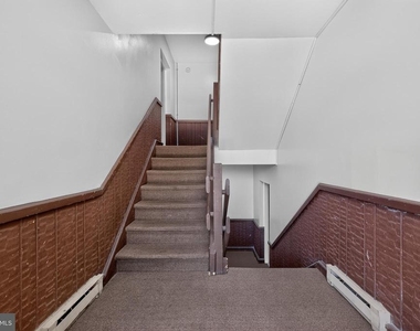 1001 White Oak Road - Photo Thumbnail 3