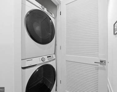 826 Upshur Street Nw - Photo Thumbnail 11