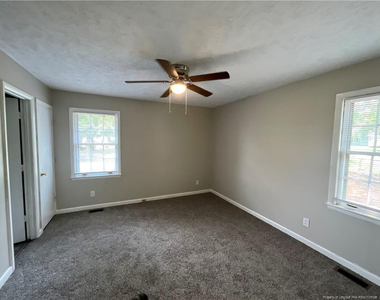 1365 Greenock Avenue - Photo Thumbnail 17