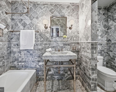 1026 16th Street Nw - Photo Thumbnail 20