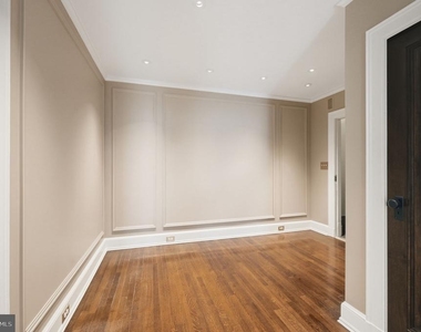 1026 16th Street Nw - Photo Thumbnail 7