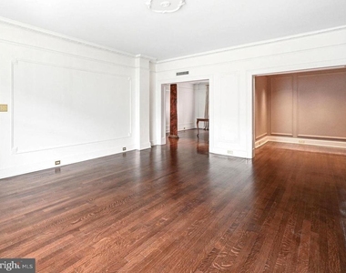 1026 16th Street Nw - Photo Thumbnail 14