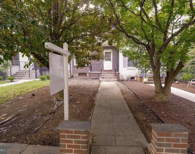 3624 S Street Nw - Photo Thumbnail 5