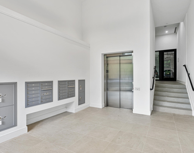615 Daniels Street - Photo Thumbnail 13